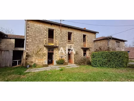 vente propriété 5 pièces 146 m² à les adjots (16700)  160 500 €