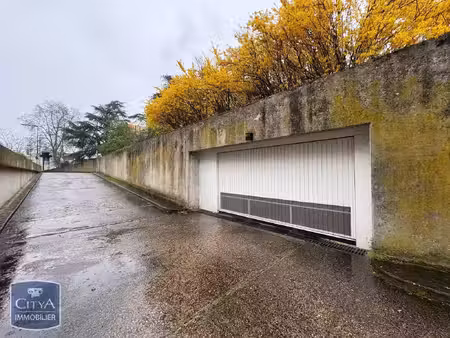 parking à louer - mâcon (71) - 47€