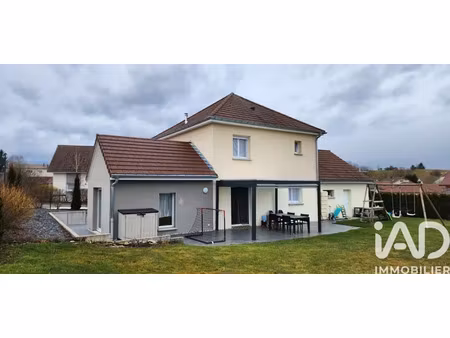maison à avoudrey (25690)