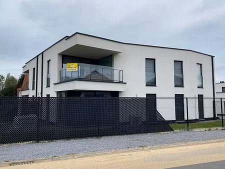 appartement te huur in heusden-zolder met 2 slaapkamers