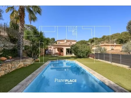 maison/villa t5 de 143m2 à la cadière-d'azur 83740