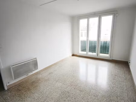 location appartement 2 pièces 41 m² à marseille 10 (13010)