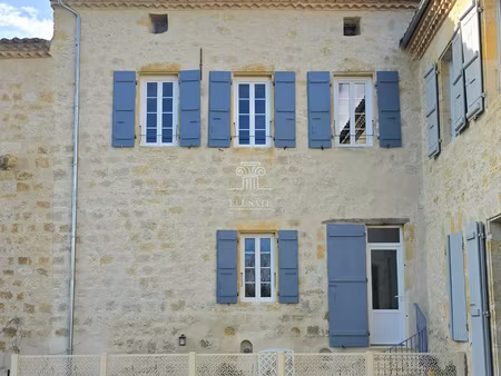 maison t3 avec terrasse - 100m² au coeur d'un charmand village avec jardin non attenant / 