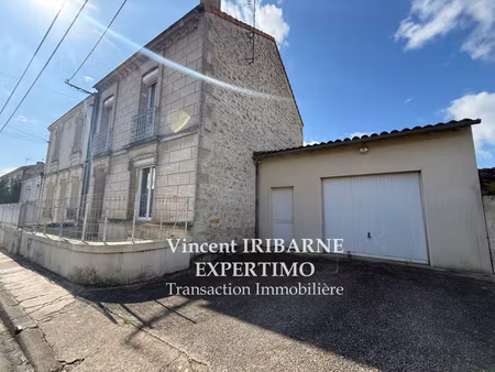 maison de ville  garage et jardin