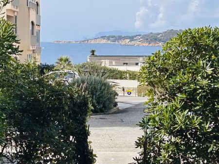 vente appartement 2 pièces 45 m² six-fours-les-plages (83140)