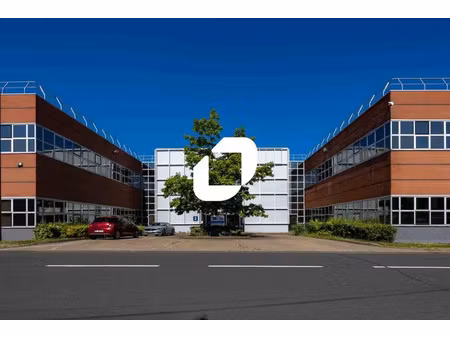 location bureau saint thibault des vignes 77400