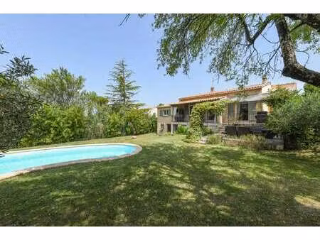 maison de luxe à vendre à uzès : 520 000 € | 199m²