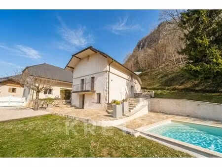 maison de luxe à vendre à verel-pragondran : 765 000 € | 240m²