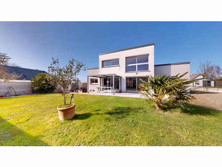 maison contemporaine de 2017 165 m2 5 chambres dpe a