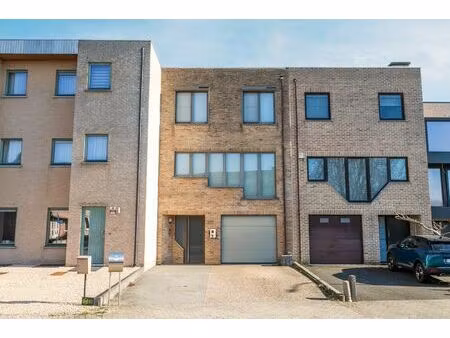 bel-étage te koop met 3 slpks  terras en garage