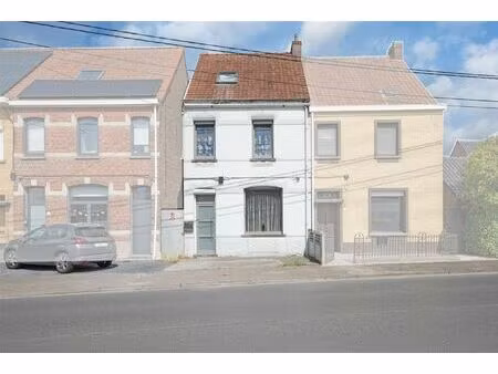 instapklare halfopen bebouwing te koop in kluisbergen!