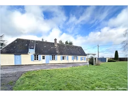 le favril ( 28190) longère rénovée de 136 m²  terrain clos de 2193 m² paris à 1h20