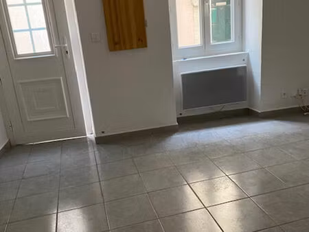 location appartement 1 pièce 18m² chateaurenard 13160