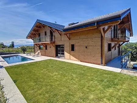 publier - chalet de 355 m² - terrain 1 145 m² - 7 chambres