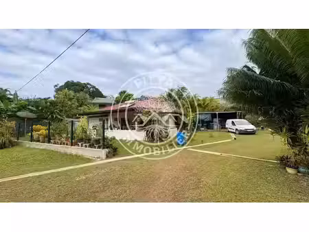 vente maison 4 pièces 126 m² à roura (97311)  240 000 €