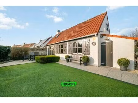 huis te koop in bredene met 3 slaapkamers