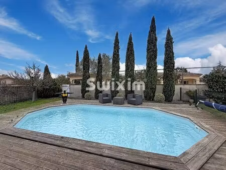 spacieuse maison 4 chambres avec piscine et garage