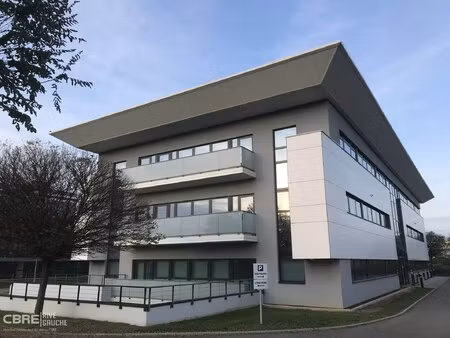 location local professionnel 978m² schiltigheim 67300