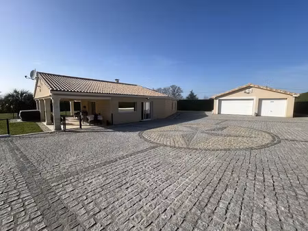 vente maison 4 pièces 113 m² à nieuil (16270)  286 000 €