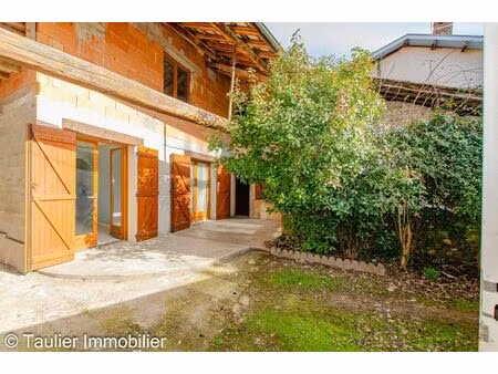 vente maison de village 6 pièces 155m2 chatte 38160 - 180000 € - surface privée