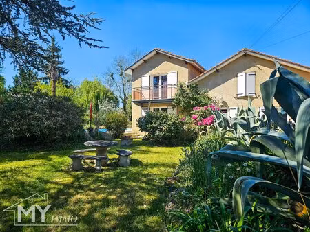 saint-avit-saint-nazaire maison de 260m² avec piscine