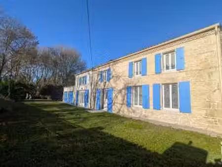 vente maison à vouhé (17700) : à vendre / 284m² vouhé
