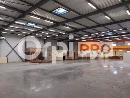 location local d'activités corbieres 04220