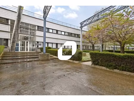 location local d'activités saint denis 93200