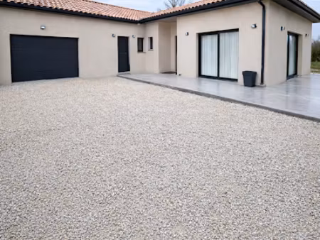 vente maison 6 pièces 141.5 m² à vernosc-lès-annonay (07430)  350 000 €