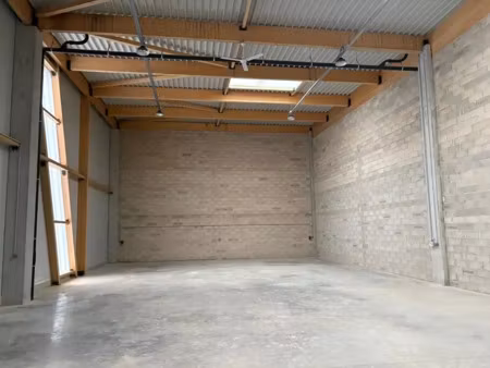 location local d'activités lognes 77185