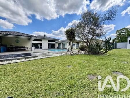 vente maison piscine à castres-gironde (33640) : à vendre piscine / 218m² castres-gironde