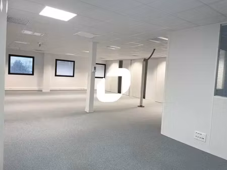 location bureau artigues pres bordeaux 33370