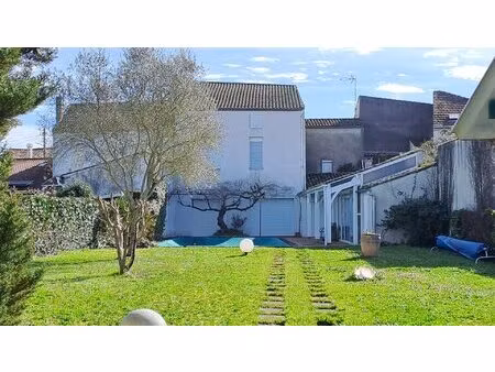 villa familiale d’exception piscine 10×5  suite parentale xxl  garage indépendant...