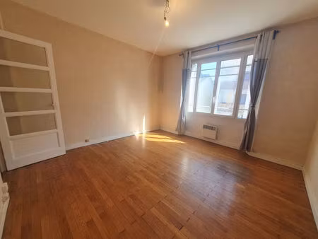 location appartement 2 pièces 51m2 grenoble 38000 - 544 € - surface privée