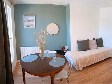 cancale centre vaste appartement avec 1 chambre pouvant être aménagé en 3 pièces!