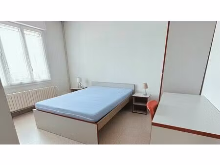 location appartement 1 pièce 31 m² à toulon (83000)