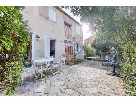 charmant t3 avec grand jardin à saint-cyr-sur-mer