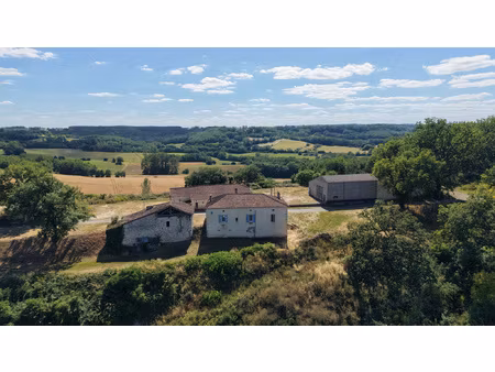 ancien corps de ferme à rafraichir