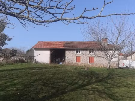 maison de village a renover avec grange