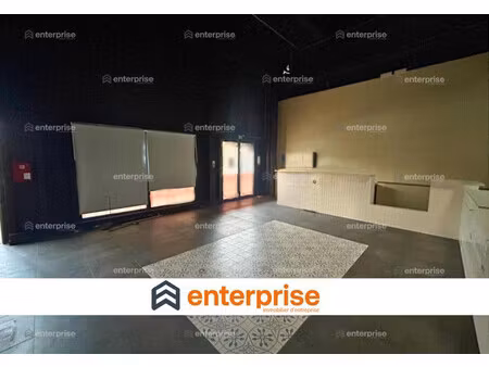 location local commercial