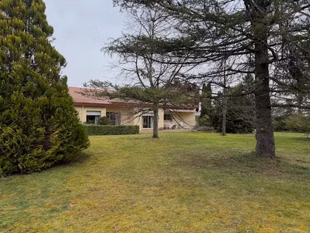 vente maison 8 pièces 202 m² à bellerive-sur-allier (03700)  450 000 €