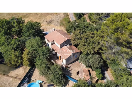 vente villa 5 pièces 141 m² à puyloubier (13114)  469 000 €