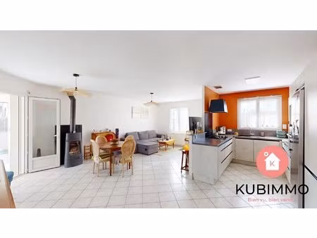 plain-pied 71m2  2 chambres  belle véranda  garage  jardin. au