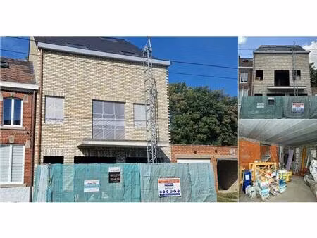 immeuble de rapport à vendre avec garage et terrasse   quaregnon (vbd96796)