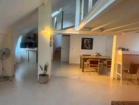 loft spacieux et rénové à louer
