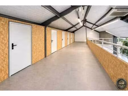 a la recherche d'un box de stockage ?