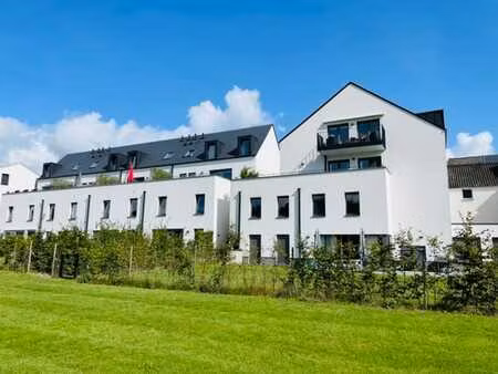 genappe superbe appartement 2 ch/garage + grande terrasse