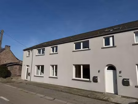 maison 3 chambres avec terrasse et 2 parkings à leuze