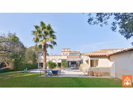 vente maison 6 pièces 211 m² à istres (13800)  850 000 €