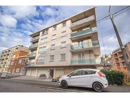 superbe appartement 2 chambres rénové avec garage et terrass